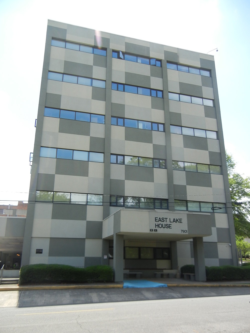 East Lake House 21